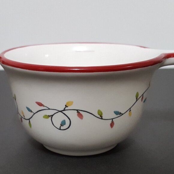 NEW Pottery Barn Set of 4 Forest Gnome Stoneware Measuring Cups & 4 Spoons NIB - Picture 2 of 5